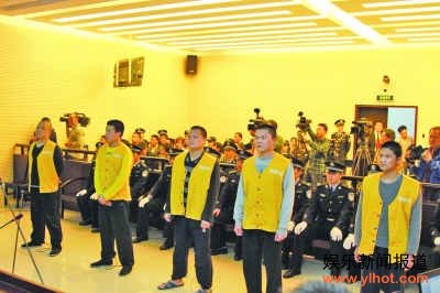 菜刀队和砍刀队